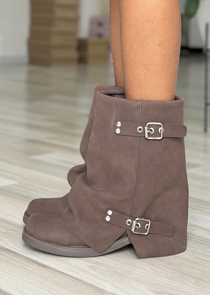 COMPAÑÍA DE ZAPATOS